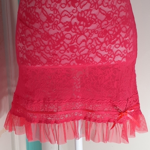 Victoria's Secret Neon Pink Lace Slip Size M. - Picture 6 of 12